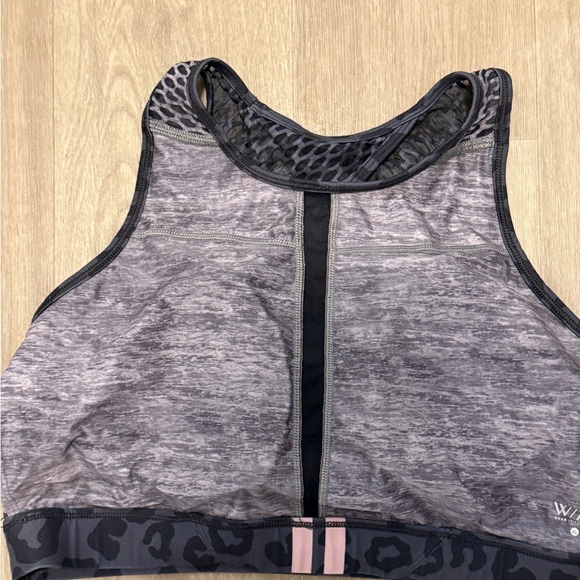 Peloton Non Stop Cheetah High Neck Bra mesh w pink stripes XL - Picture 4 of 4